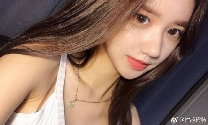 李强主持召开国务院常务会议